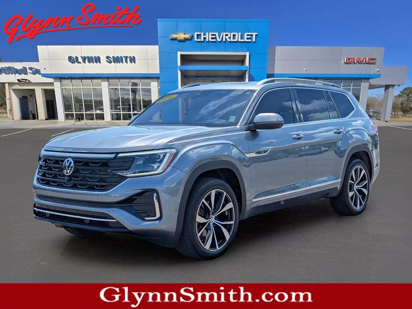 2024 Volkswagen Atlas SEL Premium R-Line in Opelika AL For Sale - Image 1