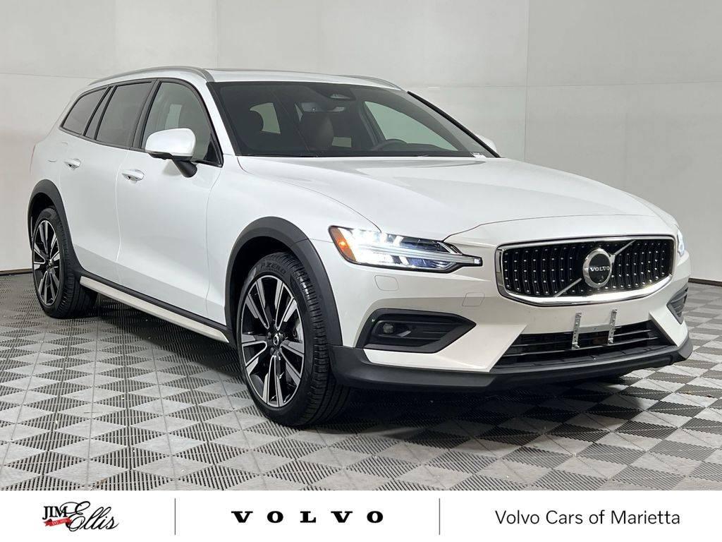 2024 Volvo V60 Cross Country Ultimate in Marietta GA For Sale - Image 1