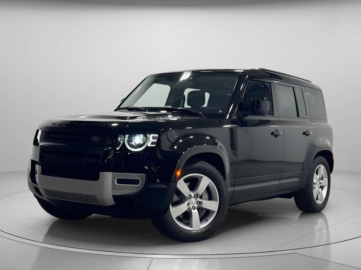 2025 Land Rover Defender S in Creve Coeur MO For Sale - Image 1