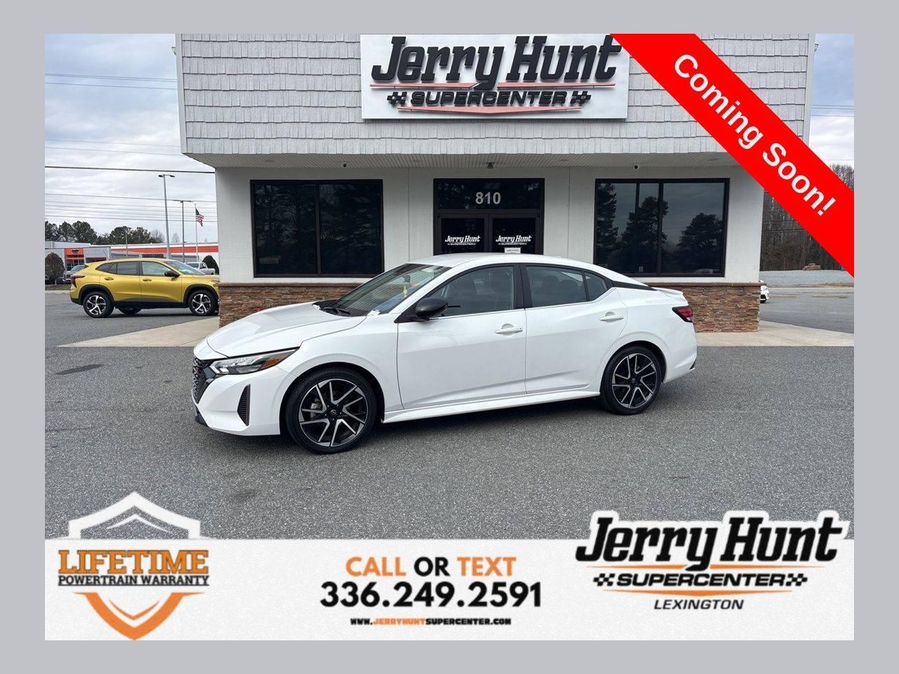 2025 Nissan Sentra SR in Lexington NC For Sale - Image 1