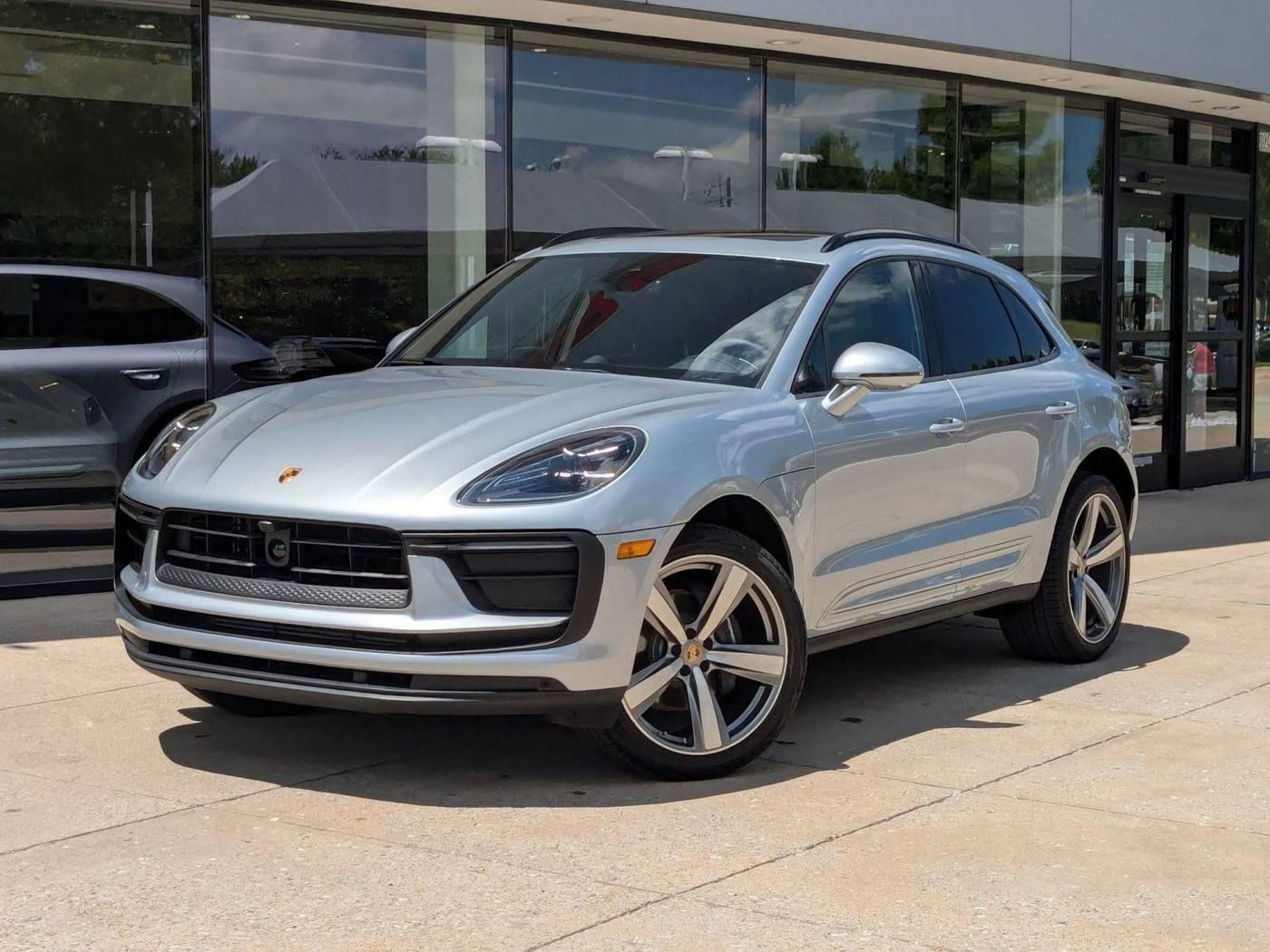 2025 Porsche Macan Macan in Plano TX For Sale - Image 1