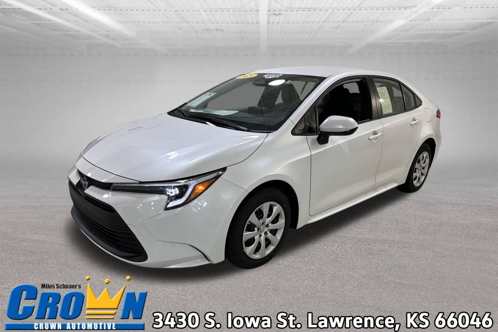 2025 Toyota Corolla Hybrid LE in Lawrence KS For Sale - Image 1