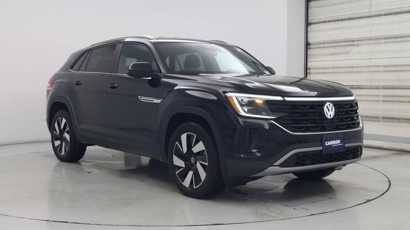 2025 Volkswagen Atlas Cross Sport SE with Technology in Birmingham AL For Sale - Image 1