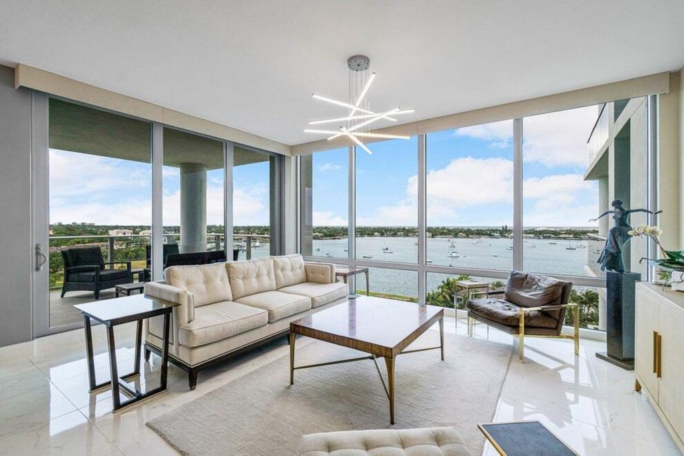 Condo/Apartment for Sale, 1 Water Club Way 1001 33408 - Image 1