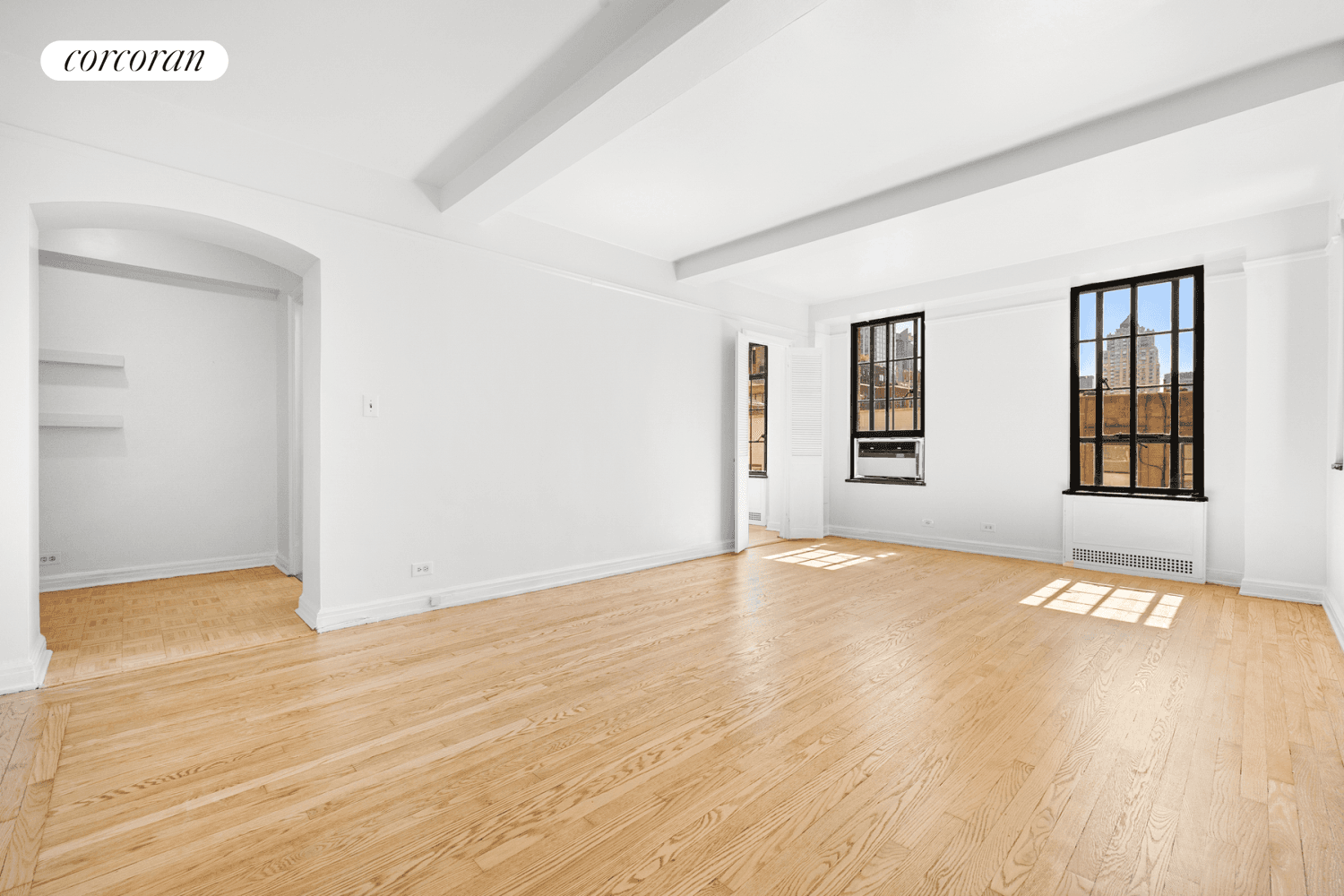 Condo/Apartment for Sale, 10019 - Image 1