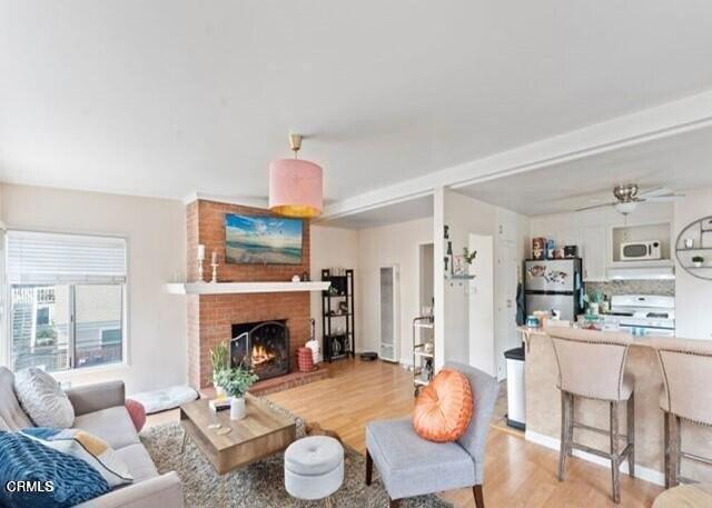 Listing image 2