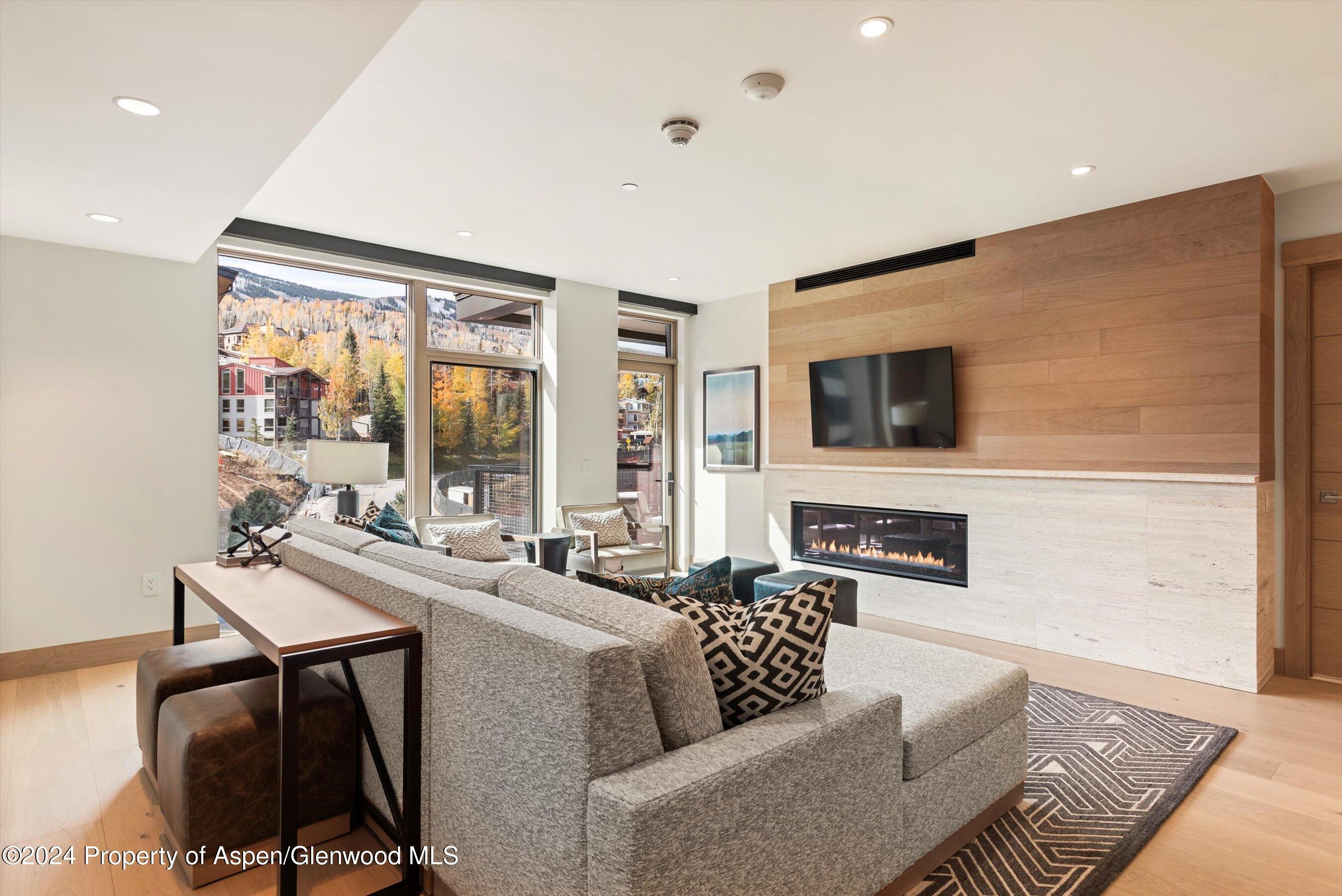 Condo/Apartment for Sale, 130 Wood Road 81615 - Image 1