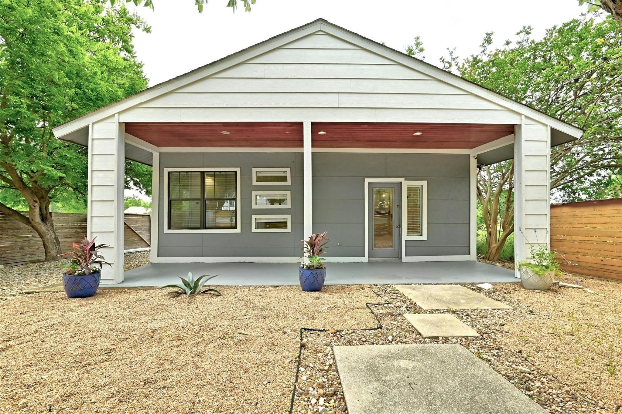 Condo/Apartment for Sale, 3401 Oak Springs DR 78721 - Image 1