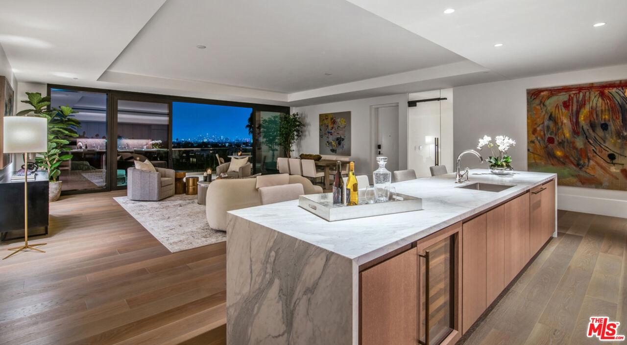 Condo/Apartment for Sale, 8420 Sunset BLVD 90069 - Image 1