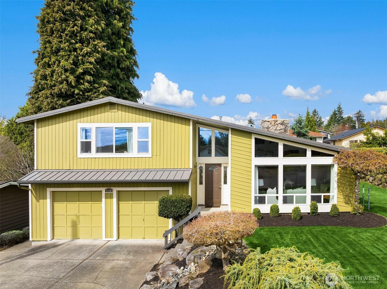 House for Sale, 1118 N 29th Street 98056 - Image 1