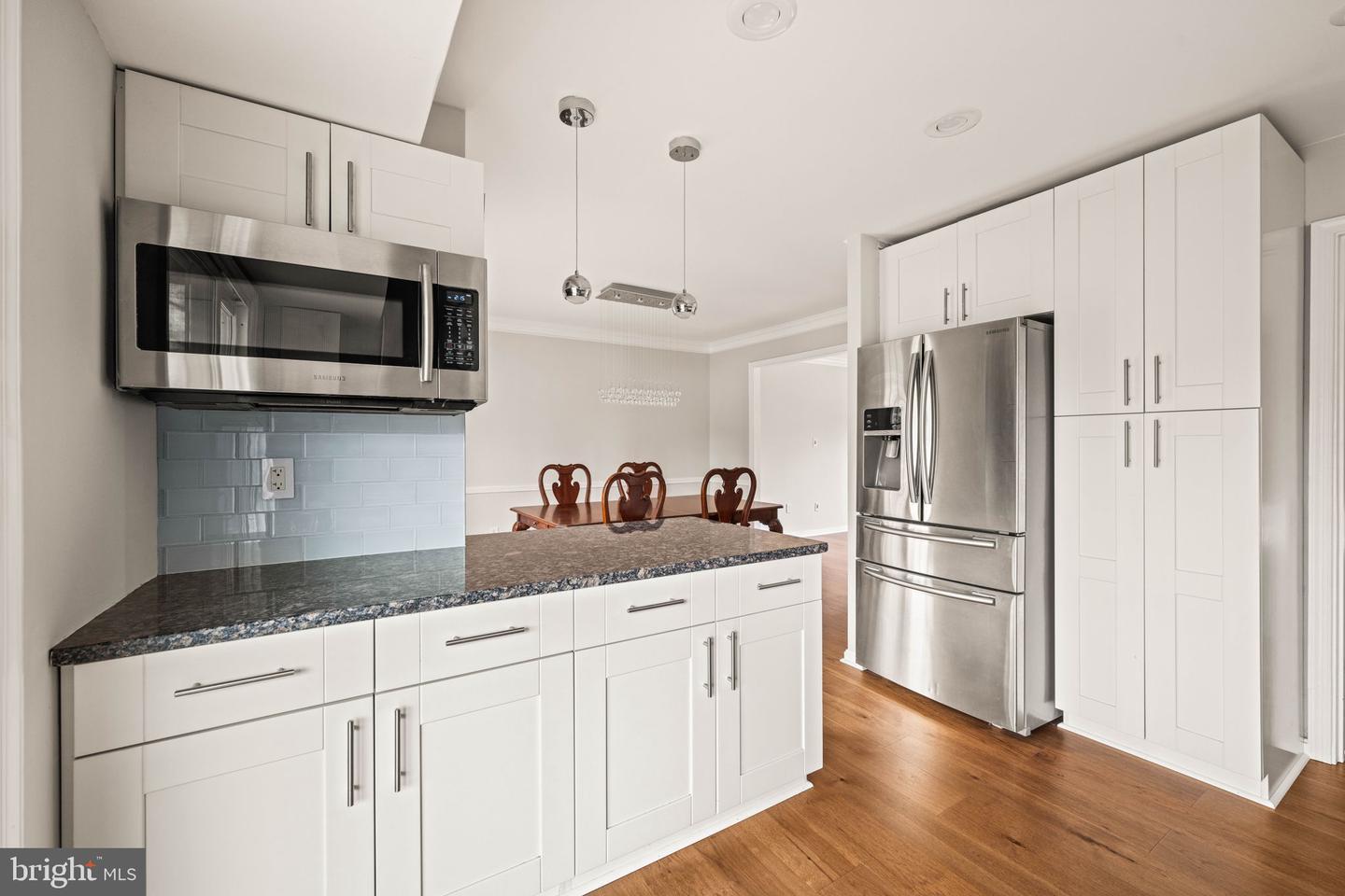 Listing image 9