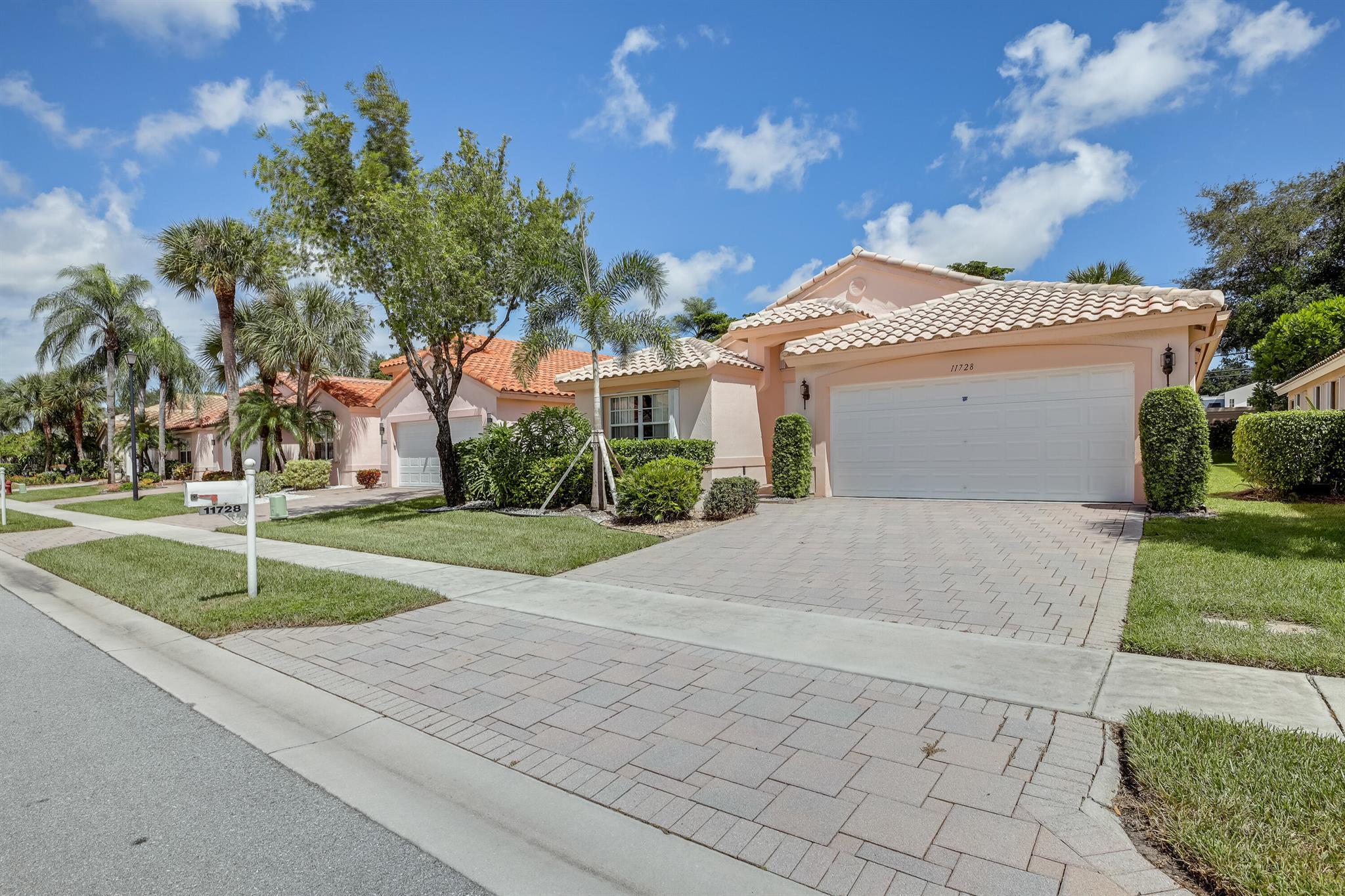 House for Sale, 11728 Dove Hollow Avenue 33437 - Image 1