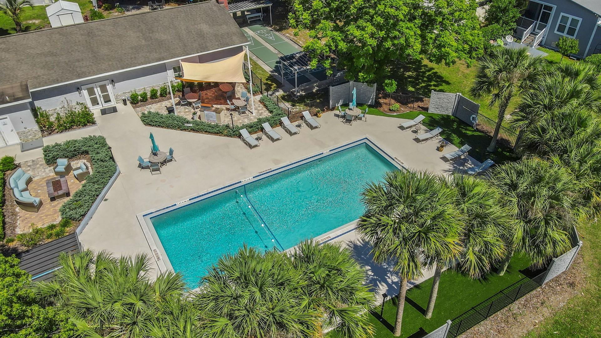 House for Sale, 1203 Hickory Lane 32724 - Image 1