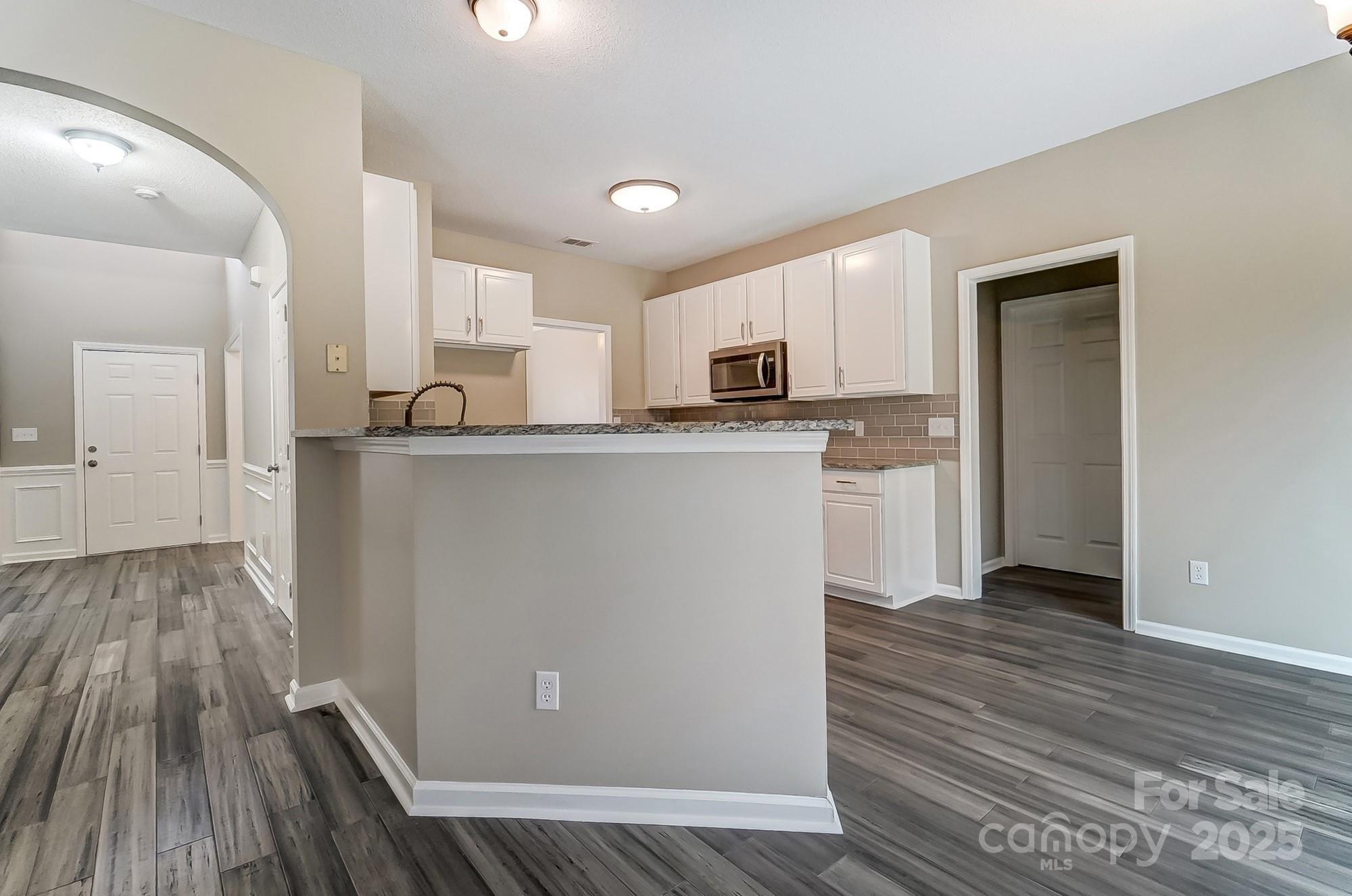 Listing image 9