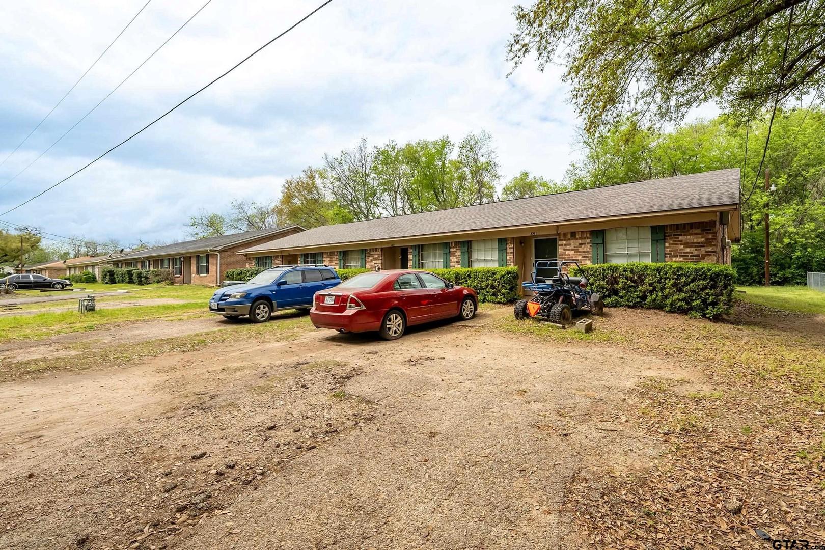 House for Sale, 12402 Gentry St 75704 - Image 1