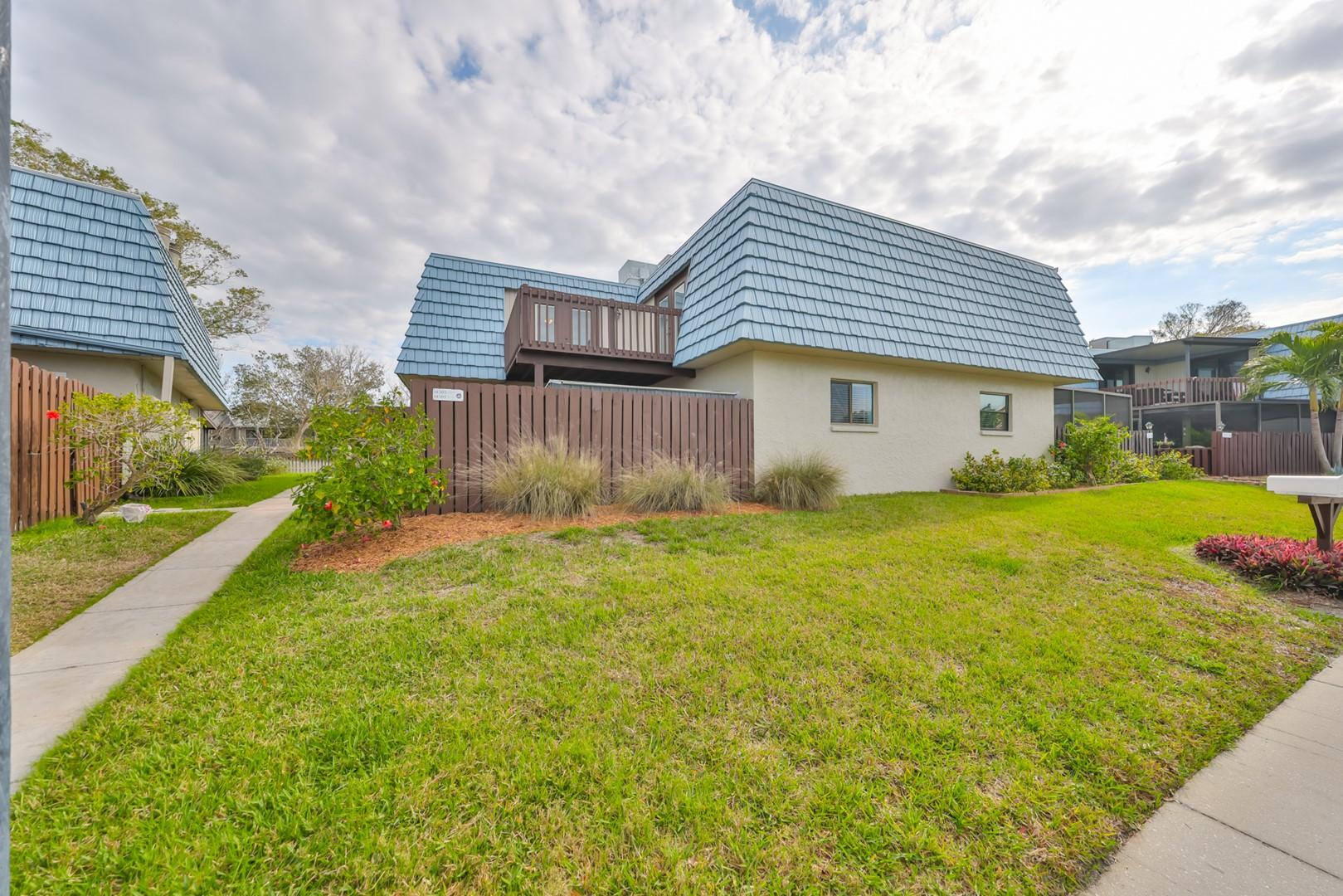 House for Sale, 14505 Catalina Cir, Pinellas County, FL 33776 - Image 1