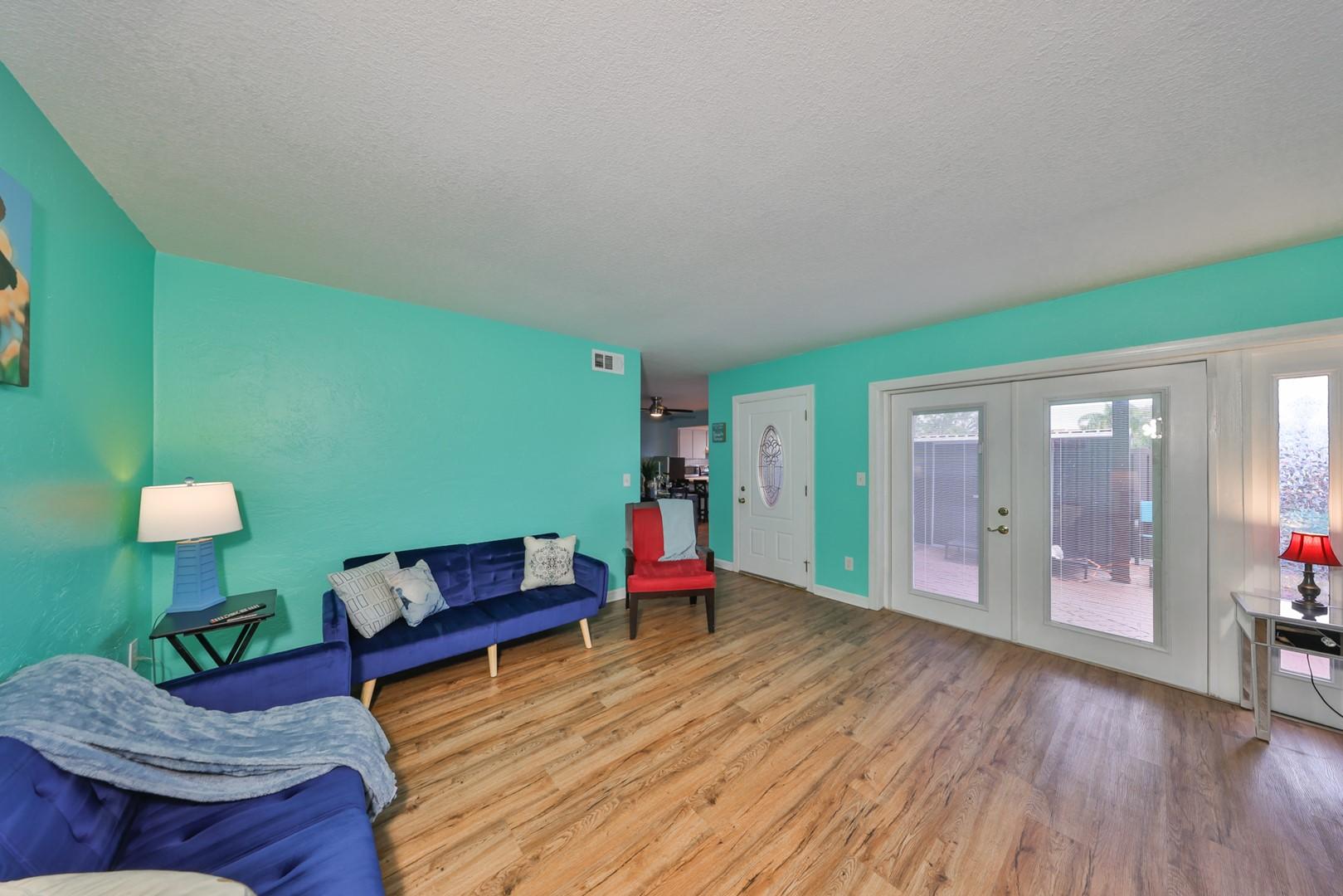 Listing image 5