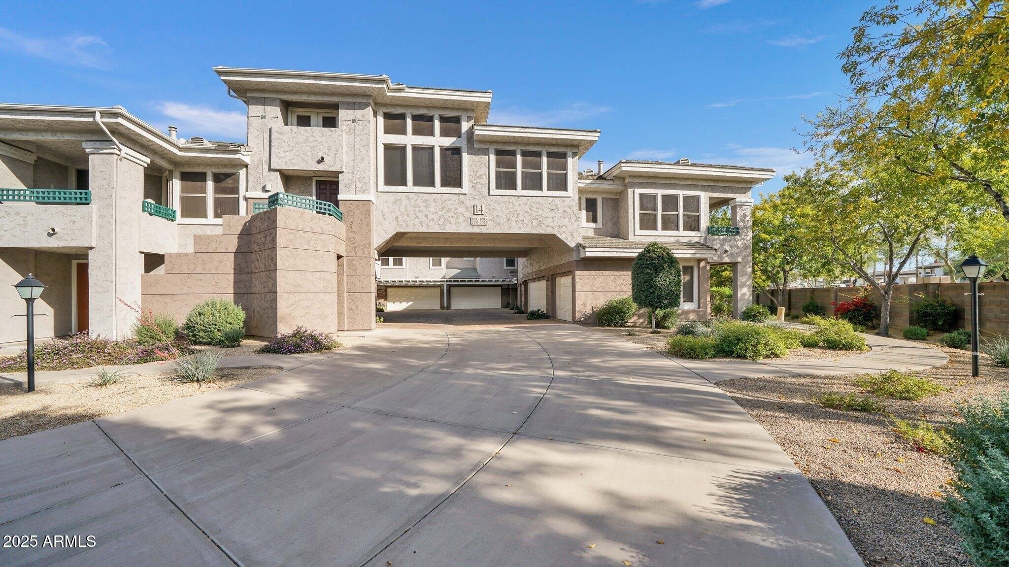 House for Sale, 15221 N CLUBGATE Drive 85254 - Image 1