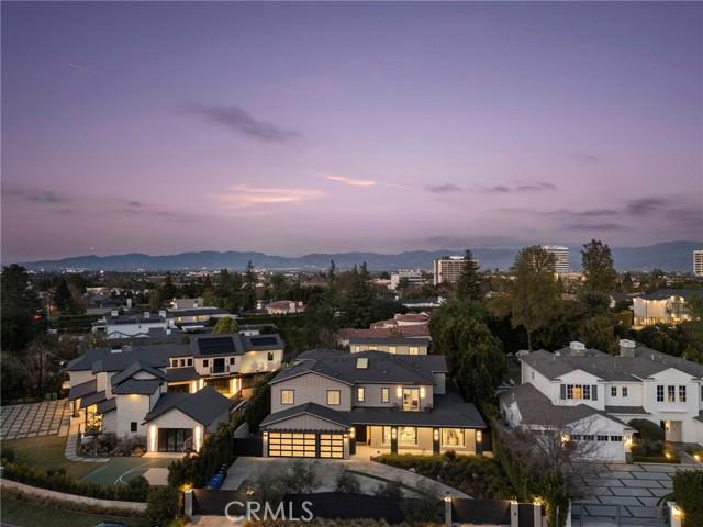 House for Sale, 15547 Valley Vista BLVD 91436 - Image 1
