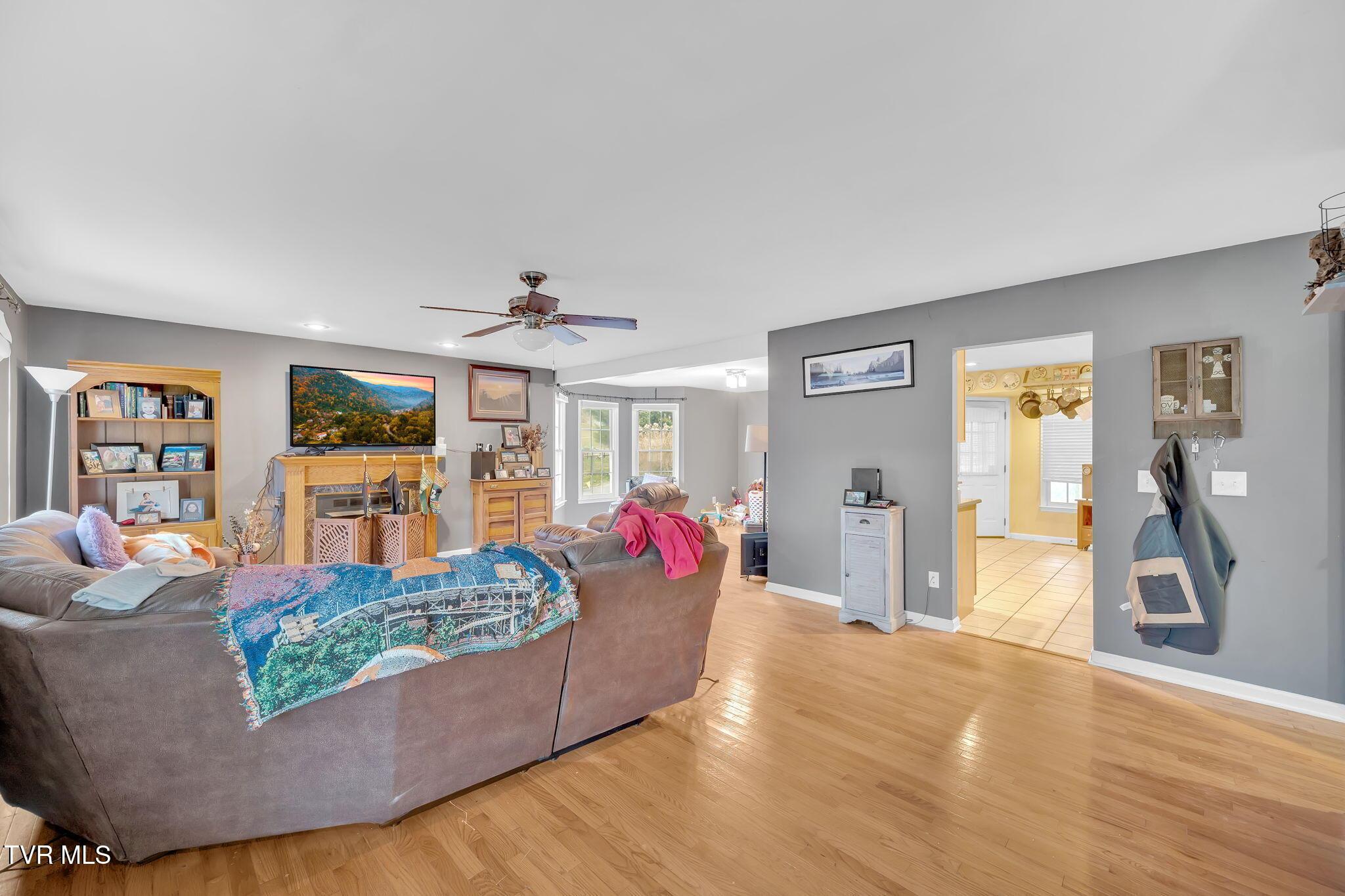 Listing image 6