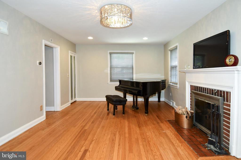 Listing image 6