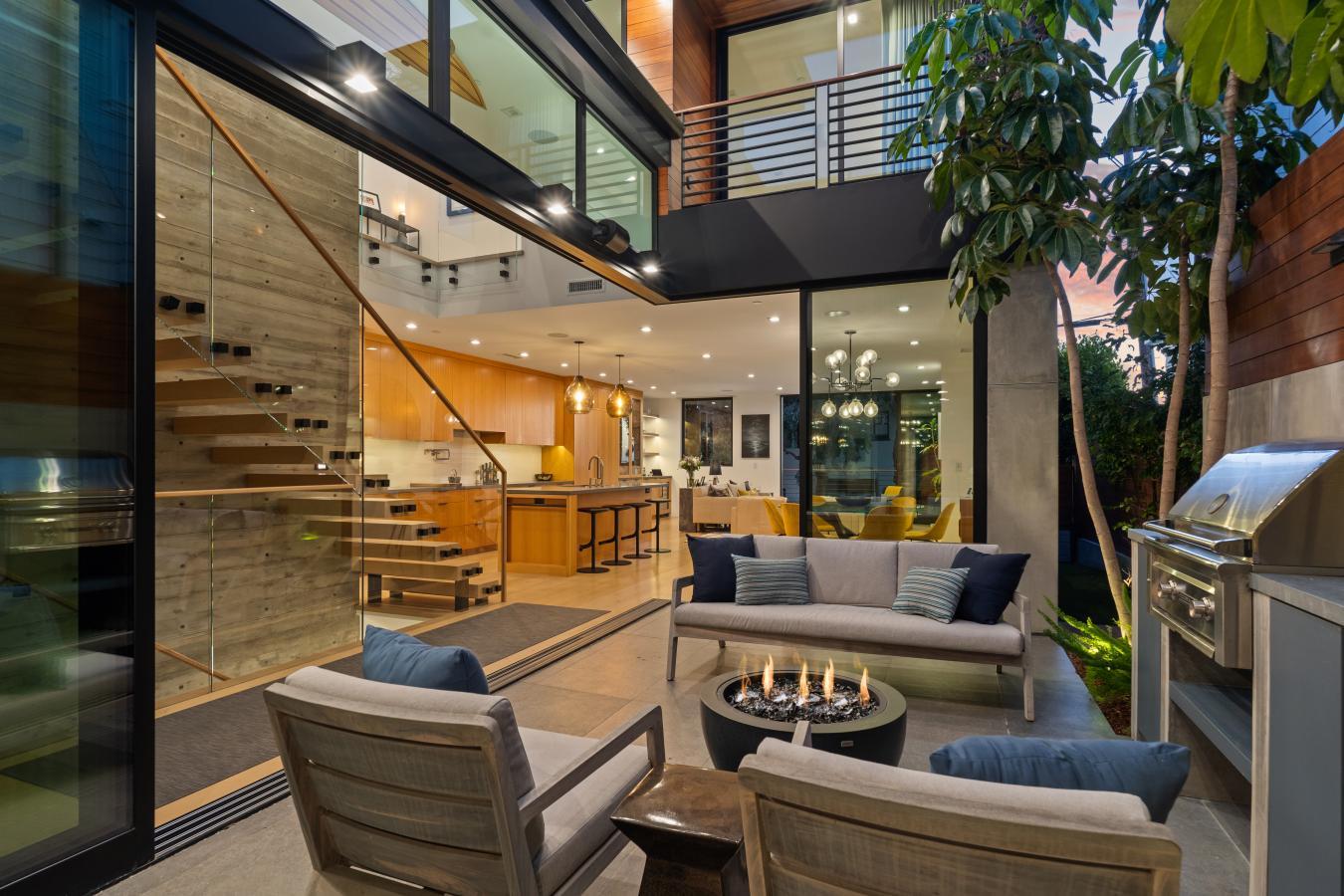 House for Sale, 2015 Monterey Blvd, Hermosa Beach 90254 - Image 1