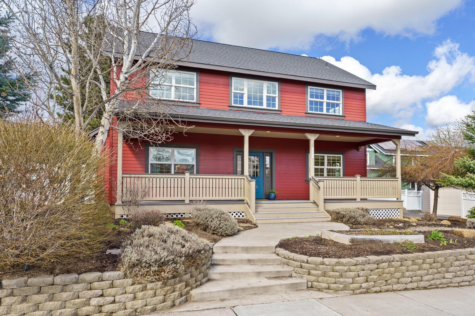 House for Sale, 2082 NE Cradle Mountain Way 97701 - Image 1