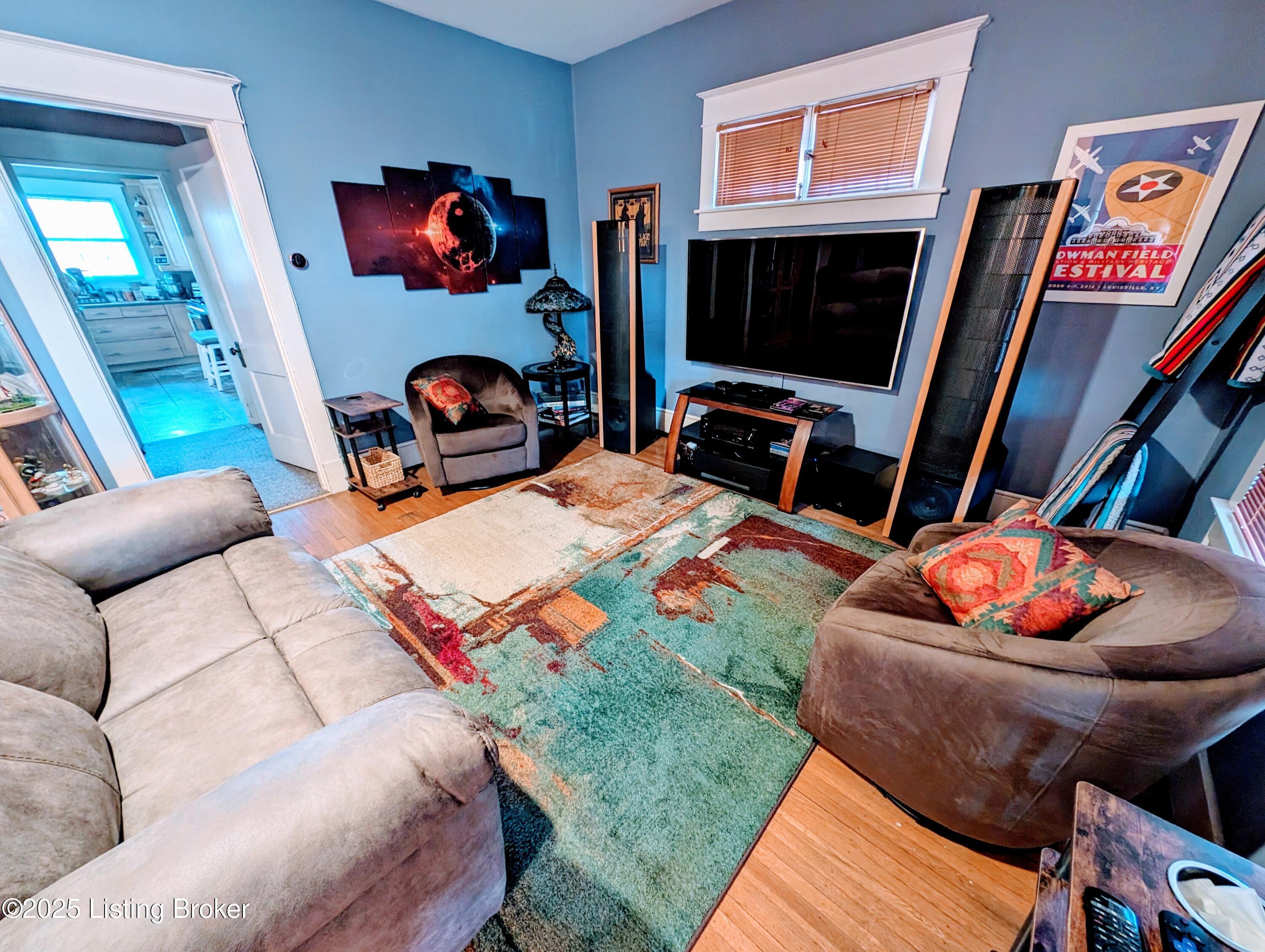 Listing image 9