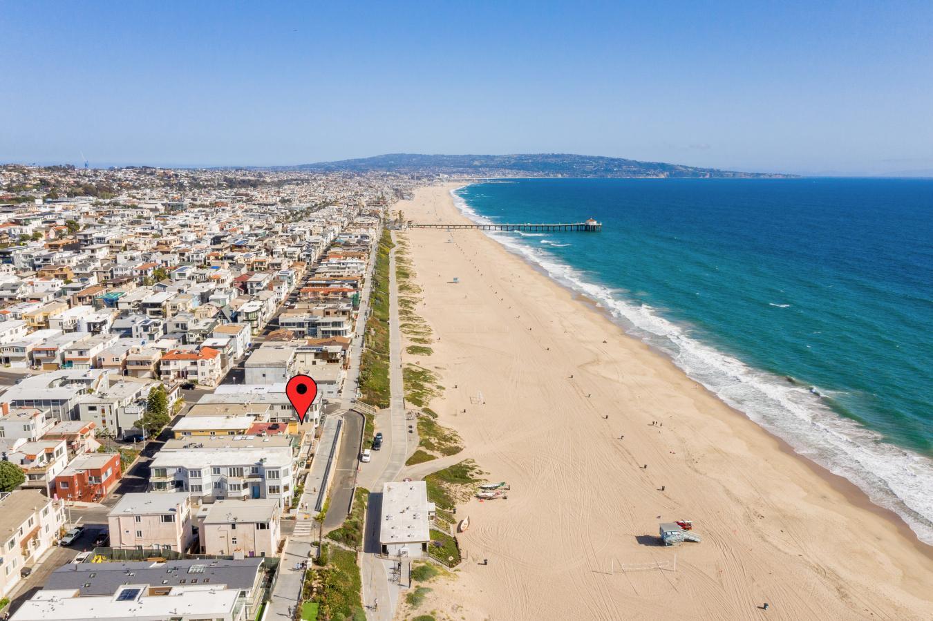 House for Sale, 2208 The Strand 90266 - Image 1