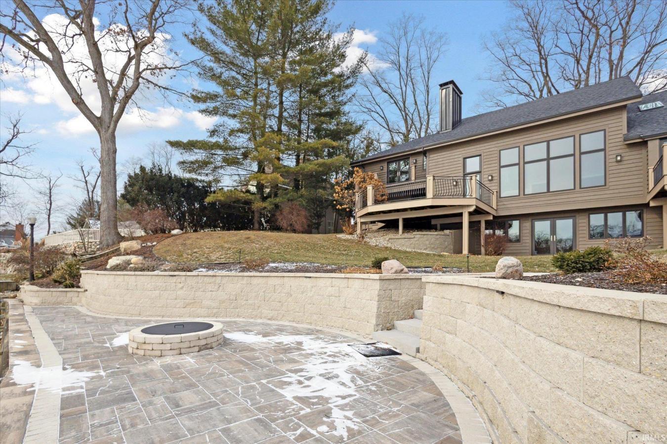 House for Sale, 22694 Weatherby Lane 46514-4632 - Image 1