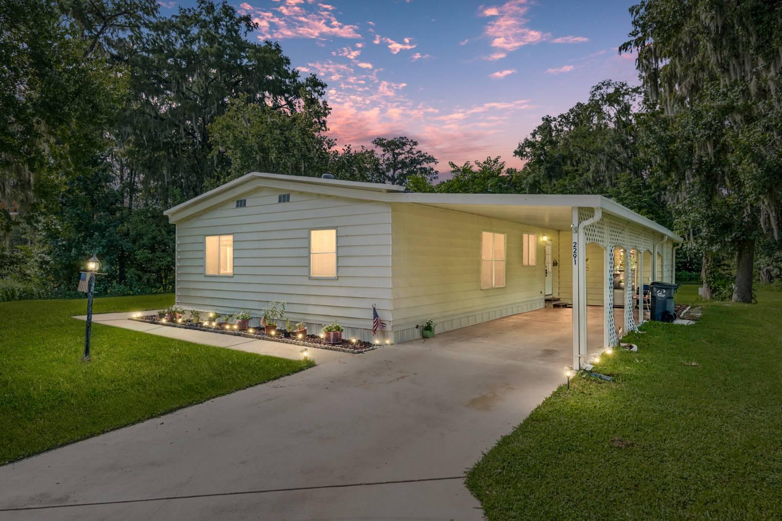 House for Sale, 2291 NW 47th Cir 34472 - Image 1