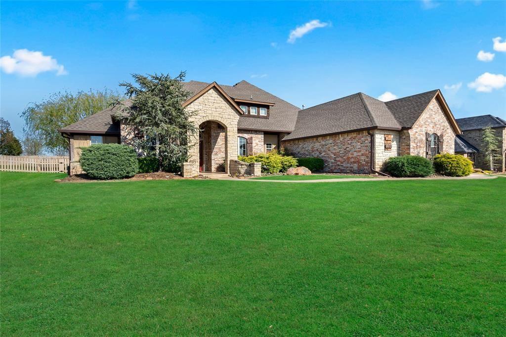 House for Sale, 22982 Crossfield Court 73025 - Image 1