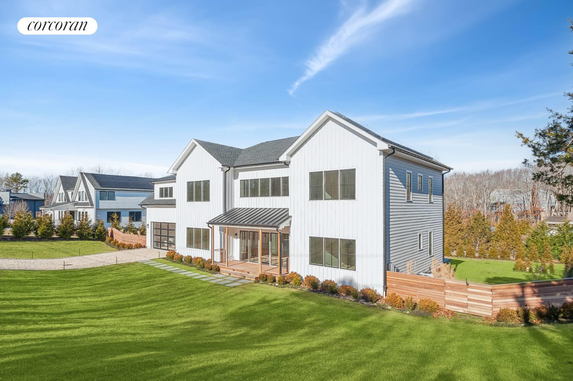 House for Sale, 25 Margaret Drive 11963 - Image 1