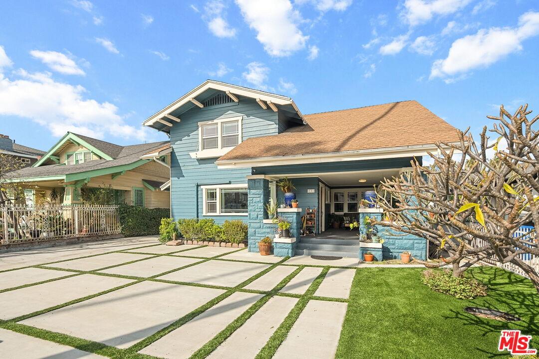 House for Sale, 251 Ardmore AVE 90004 - Image 1