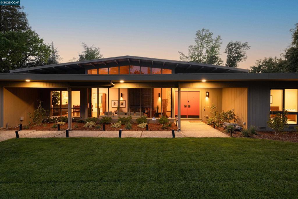 House for Sale, 3138 Oakwood Lane 94507 - Image 1