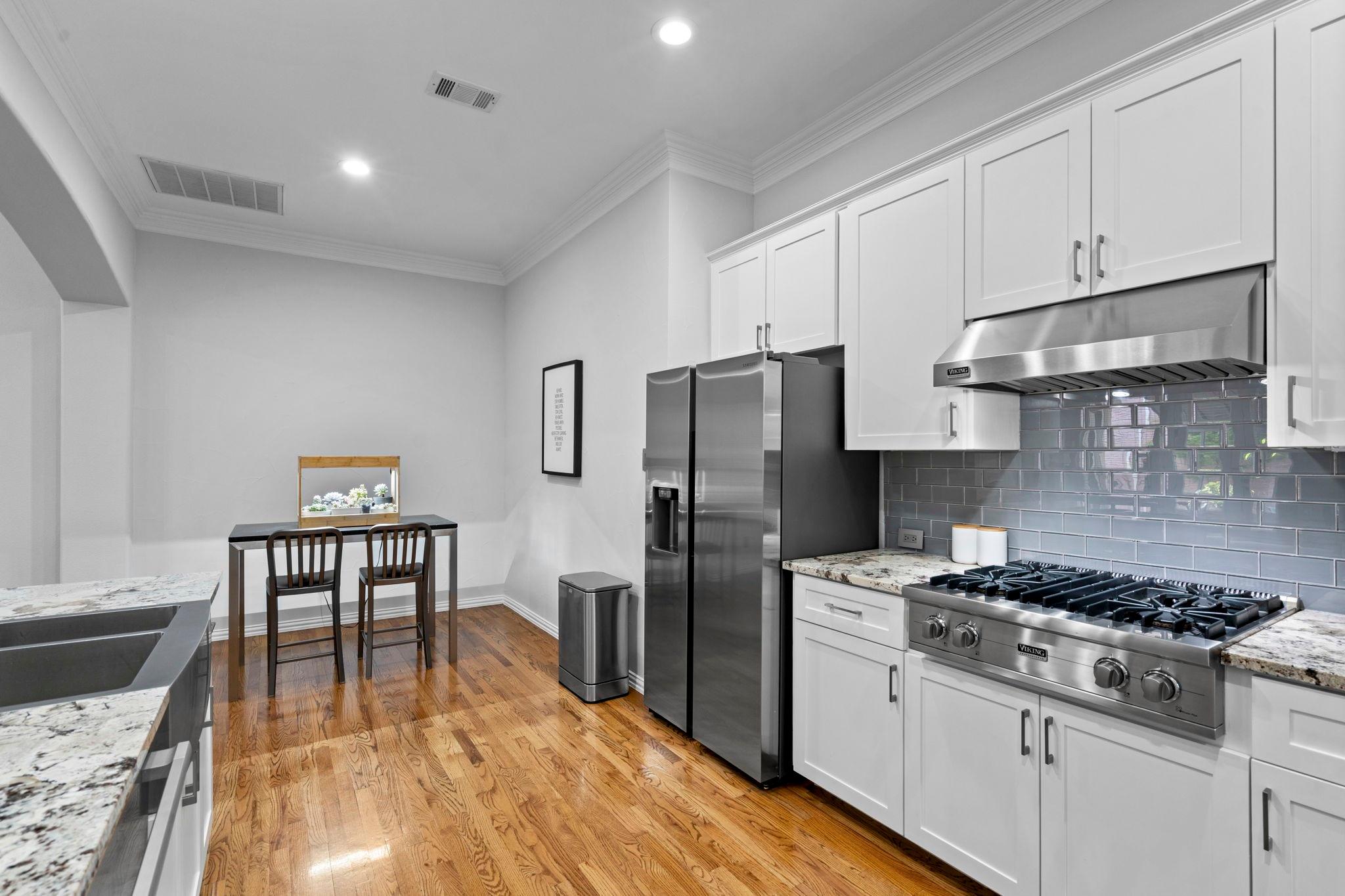 Listing image 10
