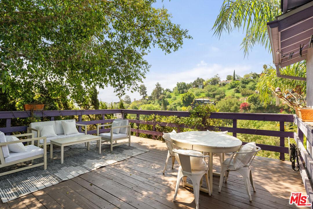 House for Sale, 339 Avenue 45 90065 - Image 1