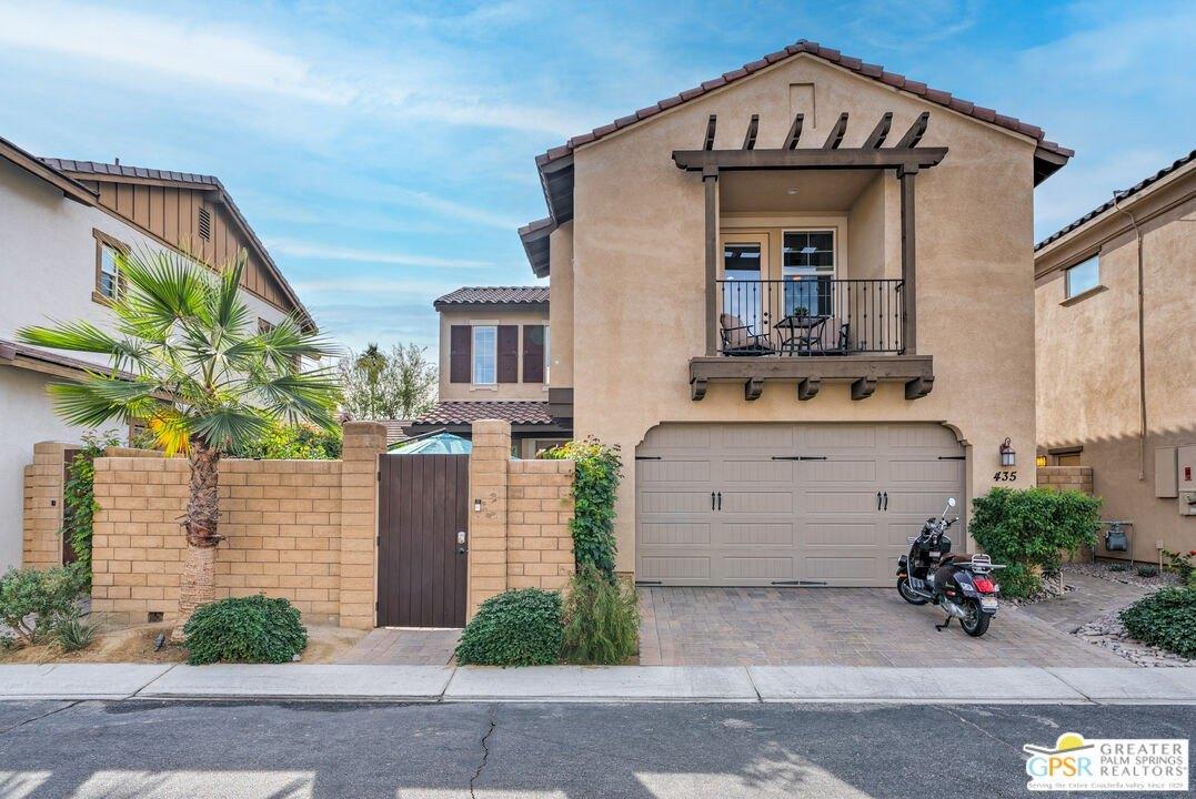 House for Sale, 435 Tan Oak Dr 92262 - Image 1