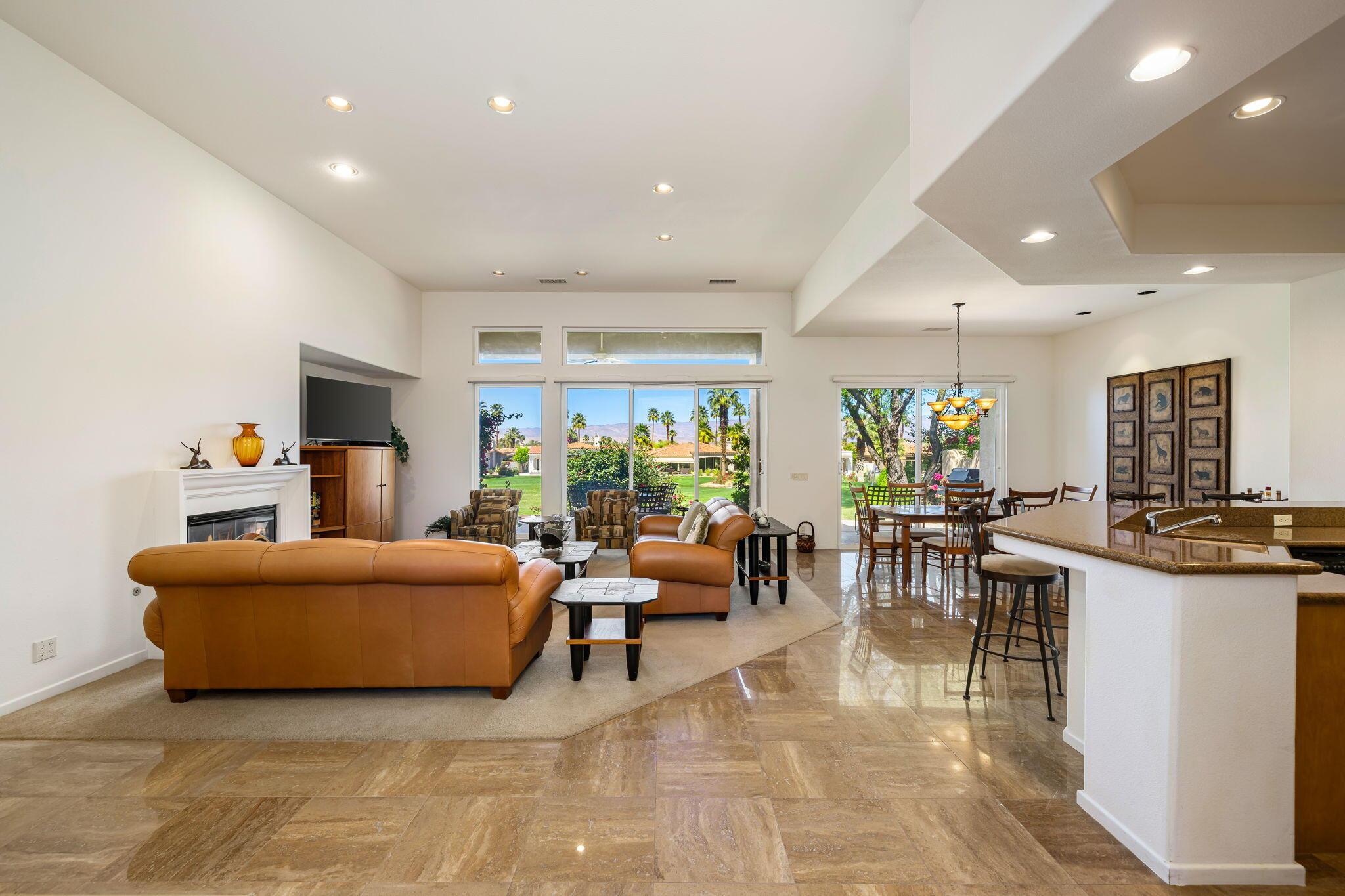 House for Sale, 440 Gold Canyon DR 92211 - Image 1