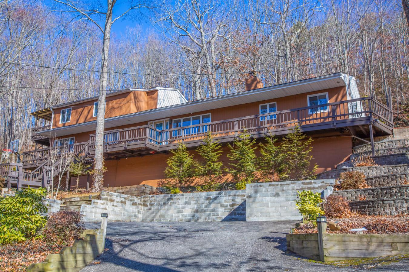 House for Sale, 485 Harbor Road 11724 - Image 1