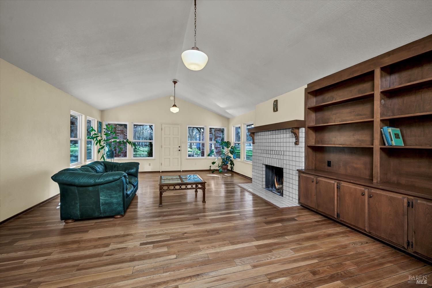 Listing image 7