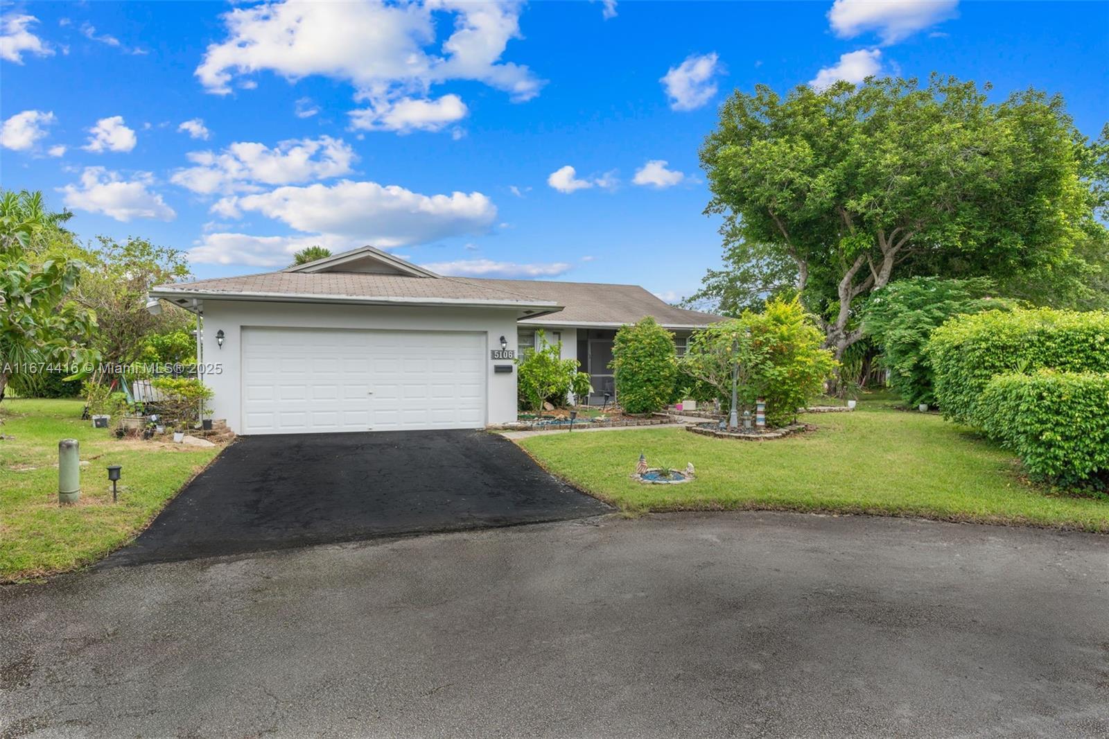 House for Sale, 5106 Bayberry Ln 33319 - Image 1