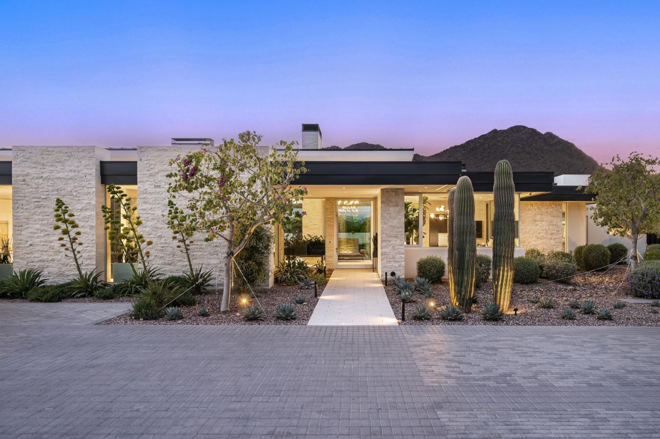 House for Sale, 5611 N WILKINSON Road 85253 - Image 1