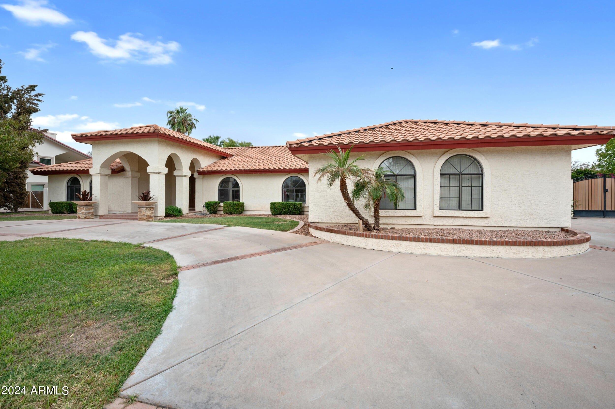 House for Sale, 591 E PARK Avenue 85234 - Image 1