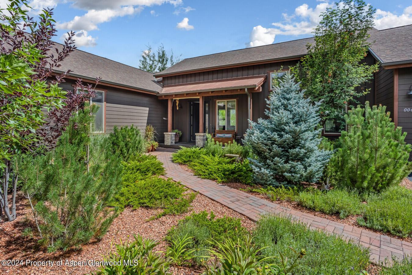 House for Sale, 64 White Peaks Lane 81601 - Image 1