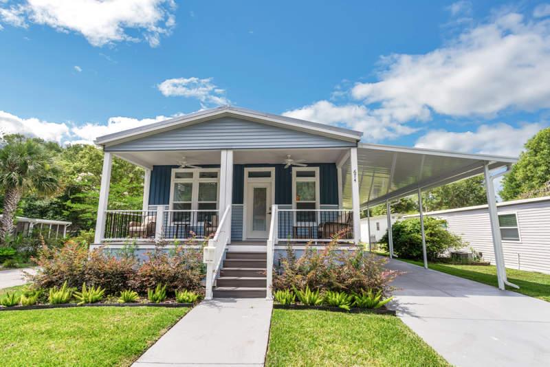 House for Sale, 674 Mulberry Lane 32724 - Image 1
