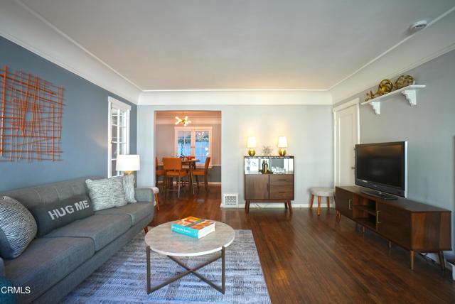 Listing image 4