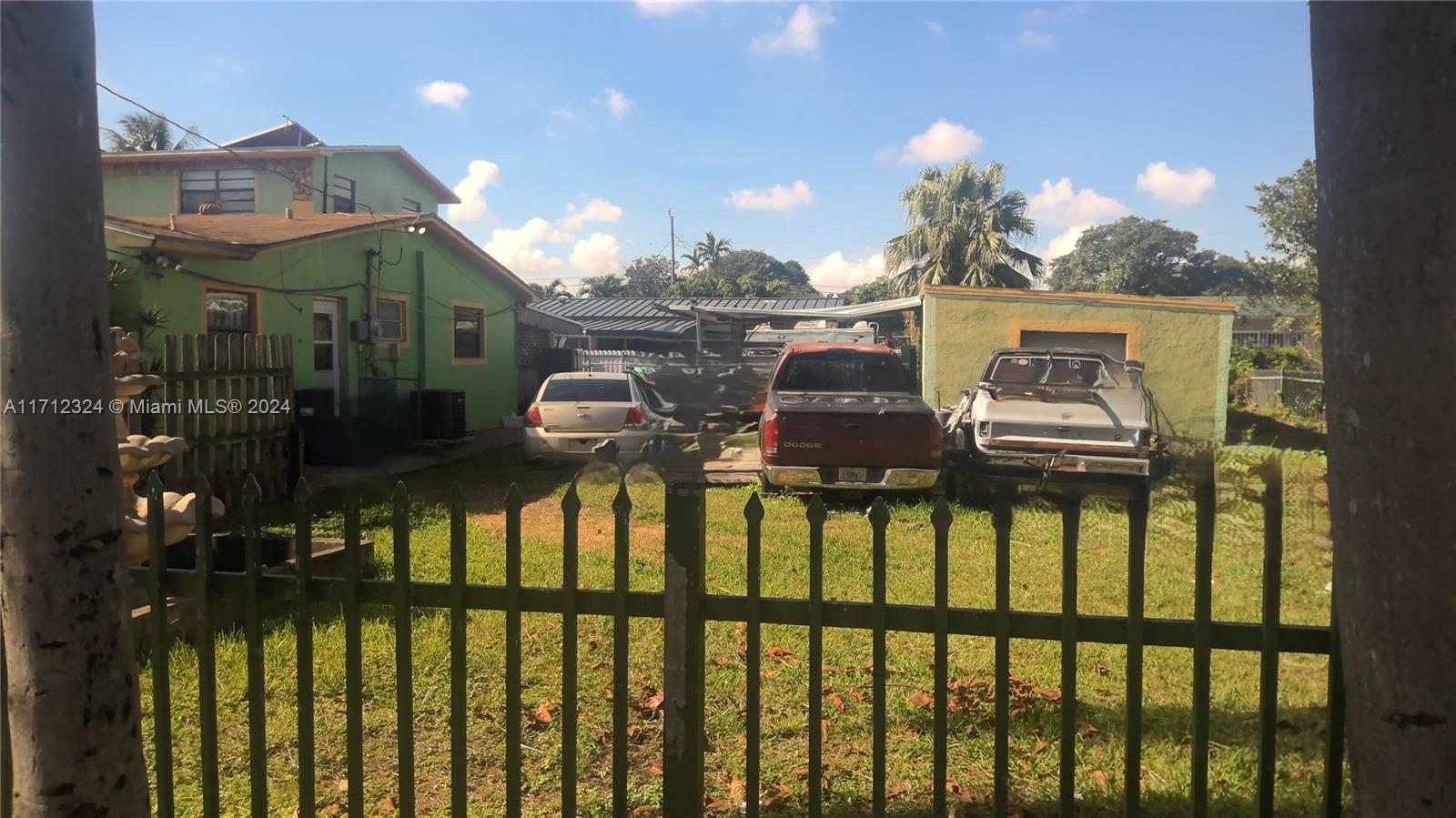Listing image 4