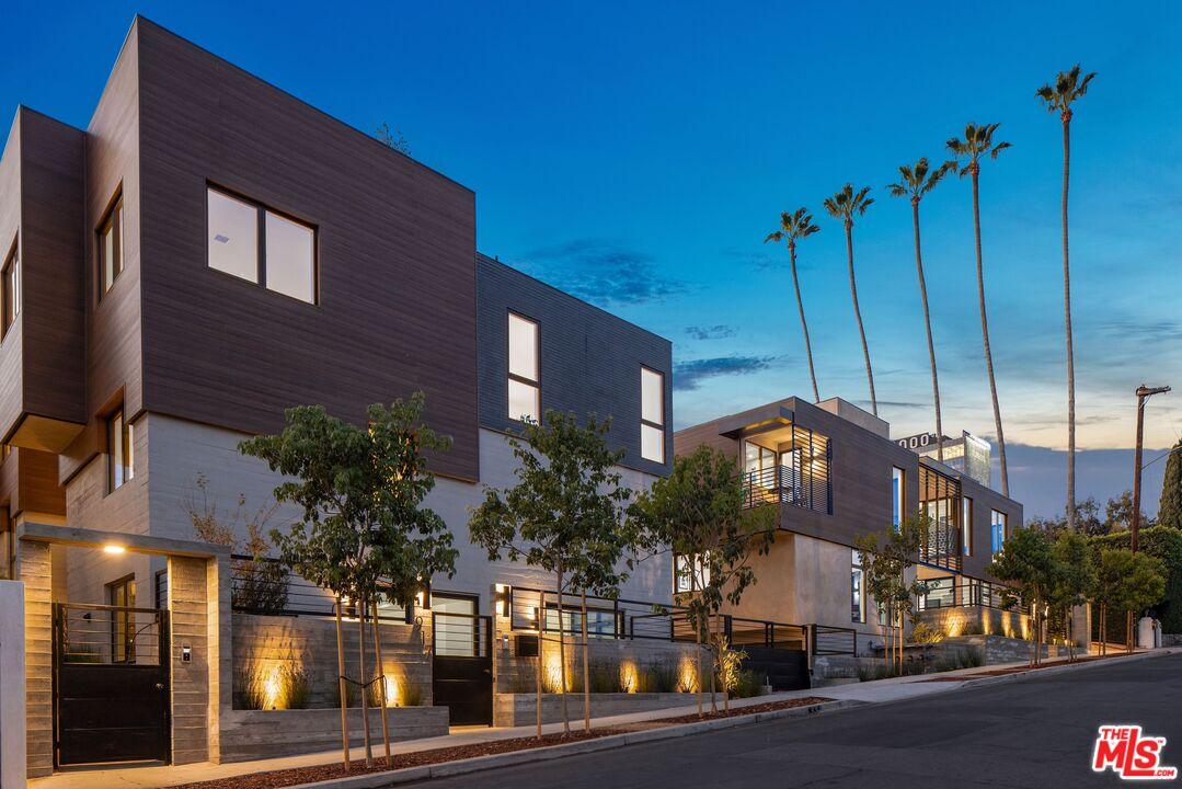 House for Sale, 917 Hilldale AVE 90069 - Image 1