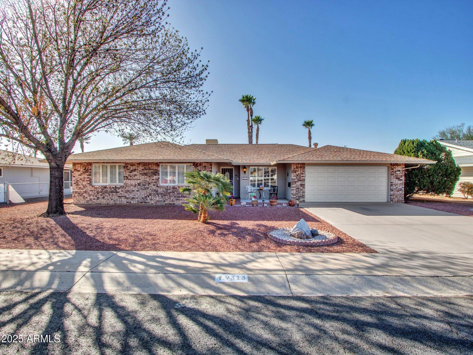 House for Sale, 9313 W ARROWHEAD Drive 85351 - Image 1